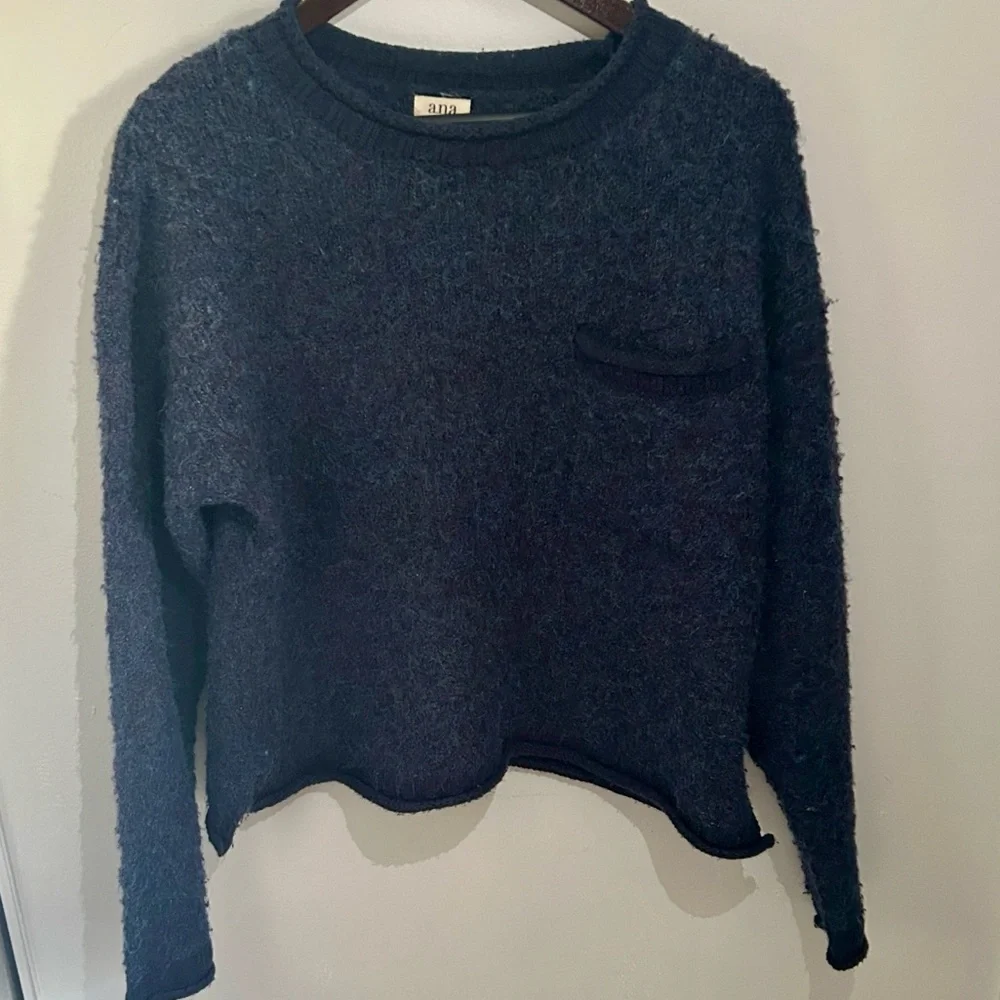 a.n.a. Women's Cozy Fuzzy Blue Wool Blend Split Rolled Hem Sweater - Picture 6 of 10